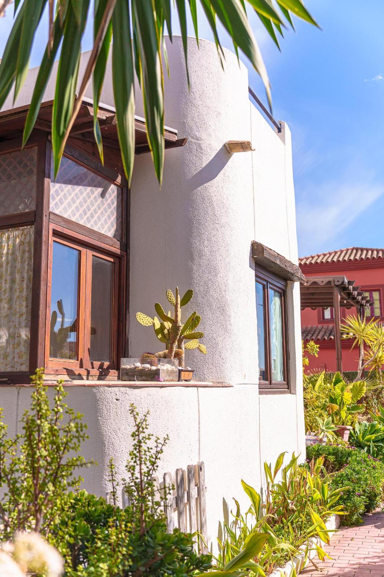 Villa Ibicenca Love เบนัลมาเดนา ภายนอก รูปภาพ